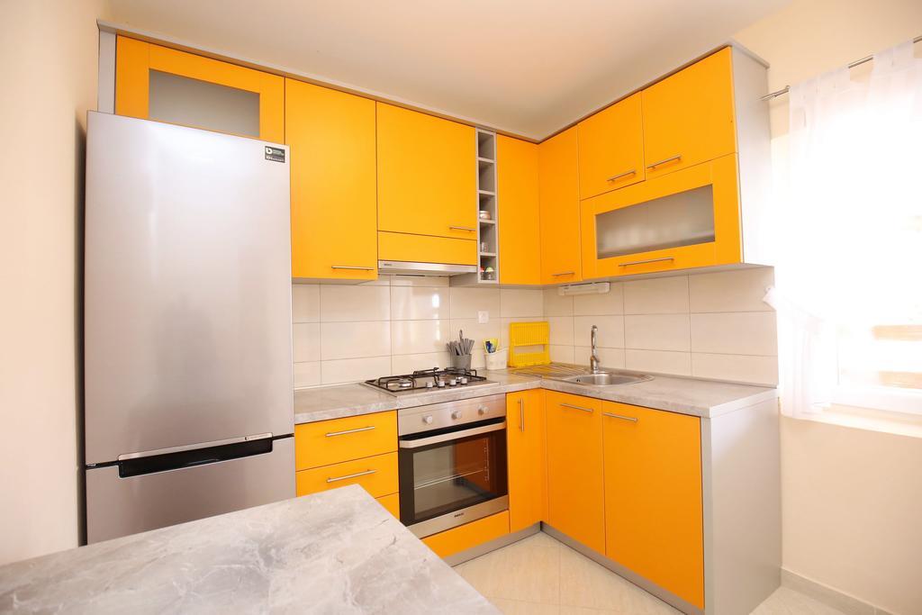 Apartment Marta ราชานาส ภายนอก รูปภาพ
