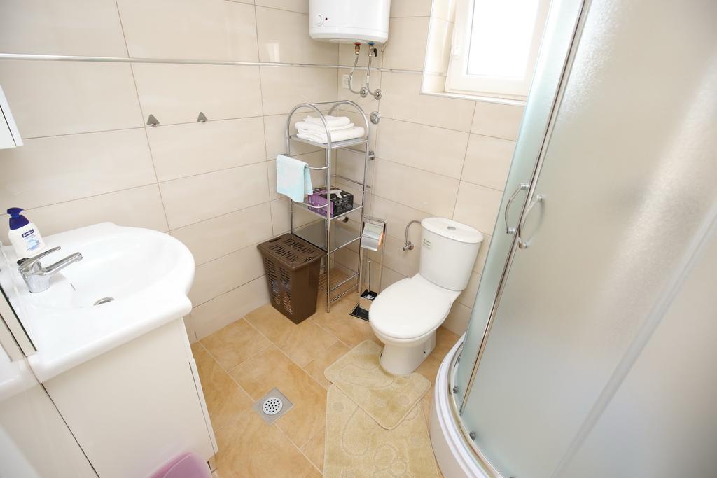 Apartment Marta ราชานาส ภายนอก รูปภาพ