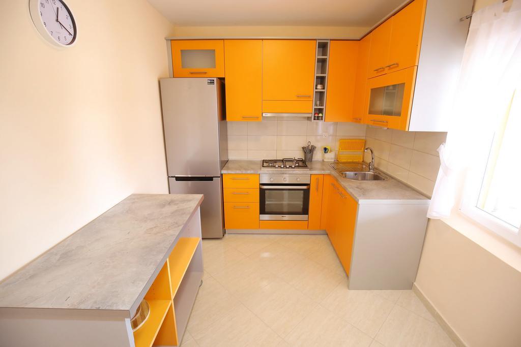 Apartment Marta ราชานาส ภายนอก รูปภาพ