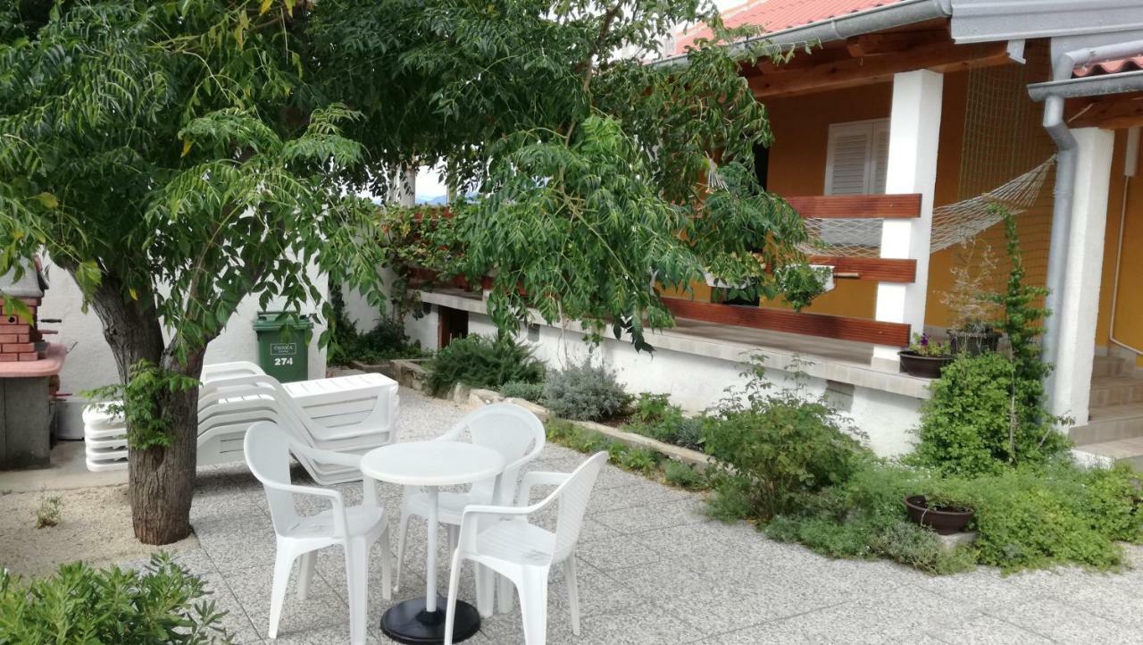Apartment Marta ราชานาส ภายนอก รูปภาพ
